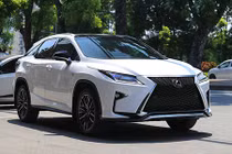 Cận cảnh Lexus RX350 F-Sport gần 5 tỷ tại Việt Nam