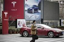Tesla tăng giá ôtô điện tại Trung Quốc do đồng NDT mất giá