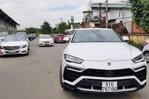 "Soi" biển độc trên Lamborghini Urus hơn 23 tỷ của Minh Nhựa