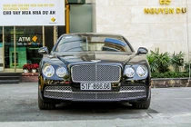 “Soi” xe sang Bentley hơn 10 tỷ của thiếu gia 9x Sài Gòn