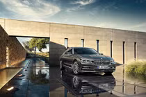 Đừng mơ sẽ có phiên bản BMW 7-Series chạy điện