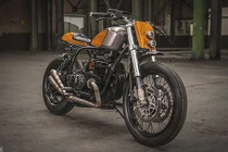 Xe môtô BMW R75 Boxer ốp gỗ "chất nhất quả đất"