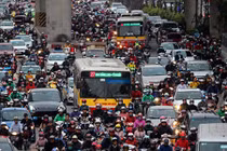 2 đường đầu tiên Hà Nội có thể cấm xe máy: Lê Văn Lương, Nguyễn Trãi