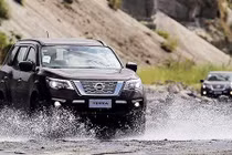 Nissan Terra giảm tới 138 triệu đồng tại Việt Nam mùa COVID-19