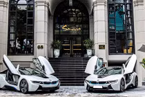 Bộ đôi "xe xanh" BMW i8 trị giá hơn 10 tỷ tại Đà Nẵng