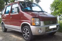 Loạt xe ôtô cũ giá dưới 100 triệu đồng tại Việt Nam