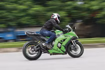 Kawasaki Ninja ZX-10R: Kẻ chinh phục tốc độ