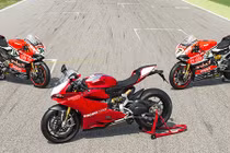 Ducati trình làng Panigale R 2015 “hợp thức hóa xe đua” 