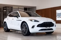 Aston Martin DBX hơn 21 tỷ tại Việt Nam bị triệu hồi toàn cầu