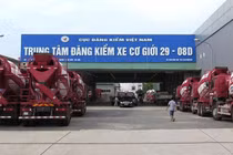 Lưu thông ôtô hết hạn đăng kiểm, chủ xe hay tài xế bị phạt?