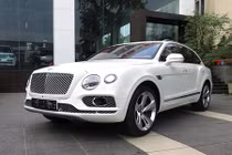 Đại gia miền Trung "tậu" Bentley Bentayga 22 tỷ chơi Tết