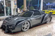 Toyota MR2 "nhái" siêu xe Lamborghini Veneno như đúc