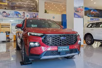 Ford Territory bất ngờ giảm tới 30 triệu đồng trong tháng cuối năm