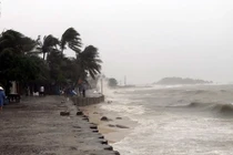 Dự báo thời tiết 31/10, bão số 5 suy yếu, mưa lớn ở miền Trung