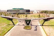 Nhà máy sản xuất ôtô và xe máy của Vinfast có gì?