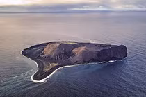 Hòn đảo bí hiểm hình thành từ năm 1963, không ai được phép ghé thăm