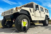 Ôtô kích thước càng lớn, càng nặng liệu có an toàn hơn?