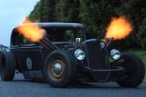 Ngắm dàn "xế hộp" Ford hóa quái thú thổi ra lửa