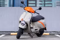 Vespa GTV300 2024 - xe tay ga hạng sang hơn 144 triệu đồng
