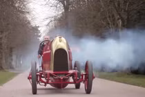 Ngắm “quái vật” Fiat S76 hồi sinh sau hơn 100 năm