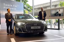 Chi tiết Audi A8L 2022 chính hãng từ hơn 6 tỷ đồng tại Việt Nam