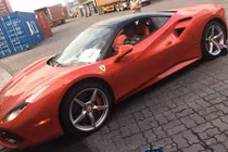 "Đập thùng" siêu xe Ferrari 488 GTB về Việt Nam năm 2019
