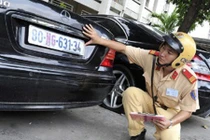 Xe ngoại giao sắp được chuyển nhượng tại Việt Nam