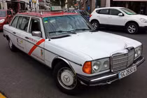 "Ông cụ" Mercedes-Benz 38 năm vẫn chạy tốt, đã lăn bánh hơn 7 triệu km