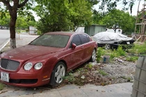 Xe sang Bentley tiền tỷ, biển độc "bỏ xó" tại Hải Phòng