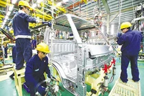 Việt Nam sẽ hỗ trợ cả người mua ôtô để kích cầu