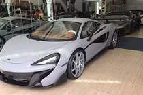 Siêu xe McLaren 570S giá 12 tỷ độ bodykit "khủng" tại VN 