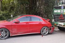 Mercedes-AMG CLA45 tiền tỷ "nát đuôi" tại Thái Nguyên