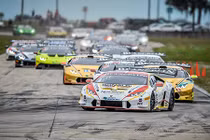 Dàn siêu xe Lamborghini từ Á sang Âu “đại náo” đường đua Mỹ