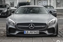 Tesla S P85D 700 hp thất bại trước Mercedes-AMG GT S