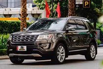 SUV "chủ tịch" Ford Explorer chạy 7 năm, chỉ 800 triệu ở Hà Nội