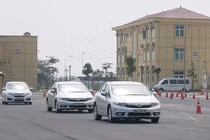 Chuyên gia Nhật đào tạo kỹ năng lái xe an toàn cho CSGT