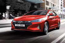 Hyundai Elantra Sport 2019 "chốt giá" từ 520 triệu đồng