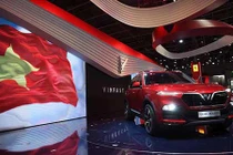 Cận cảnh VinFast LUX SA2.0 tại triển lãm ôtô Paris 2018