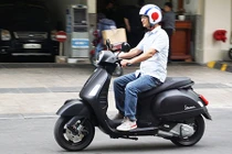 Cận cảnh Vespa GTS Notte mới giá 115 triệu tại Việt Nam