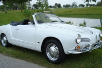 Xế cổ Volkswagen Karmann Ghia 1967 giá 1,5 tỷ tại Việt Nam
