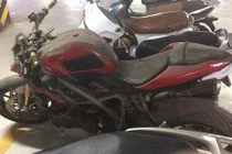 Xe môtô Ducati Streetfighter hơn nửa tỷ bỏ xó ở Hà Nội 