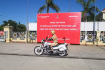 HVN tập huấn lái xe môtô PKL cho CSGT tỉnh Quảng Bình 