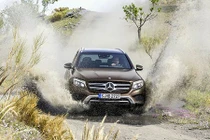 Sửa vi sai cầu trước Mercedes GLC, cao nhất đến 170 triệu đồng