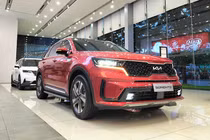 KIA Việt Nam giảm giá loạt ôtô, mức cao nhất tới 75 triệu đồng