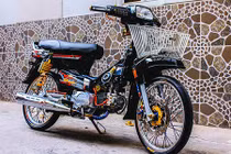 Honda Dream chiến độ cá tính của dân chơi Nam bộ