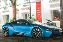 Soi siêu xe BMW i8 tiền tỷ của thiếu gia U18 Hà Nội