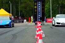 Lambor Huracan vs 911 Turbo S – Ganh đua từng mini mét