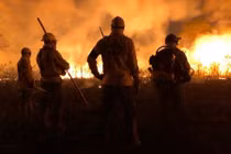 Gặp gỡ bộ tộc thầm lặng cứu rừng Amazon khỏi biển lửa