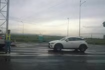 Mazda CX-3 phiên bản 2016 đầu tiên lăn bánh tại VN