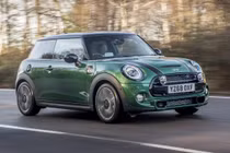 MINI Cooper S bản đặc biệt 500 chiếc giá 893 triệu đồng